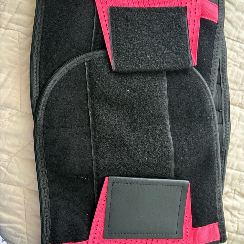 Black and Pink Waist Trainer